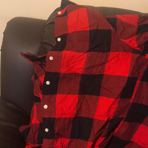 Red plaid shirt - Picture 2 of 4
